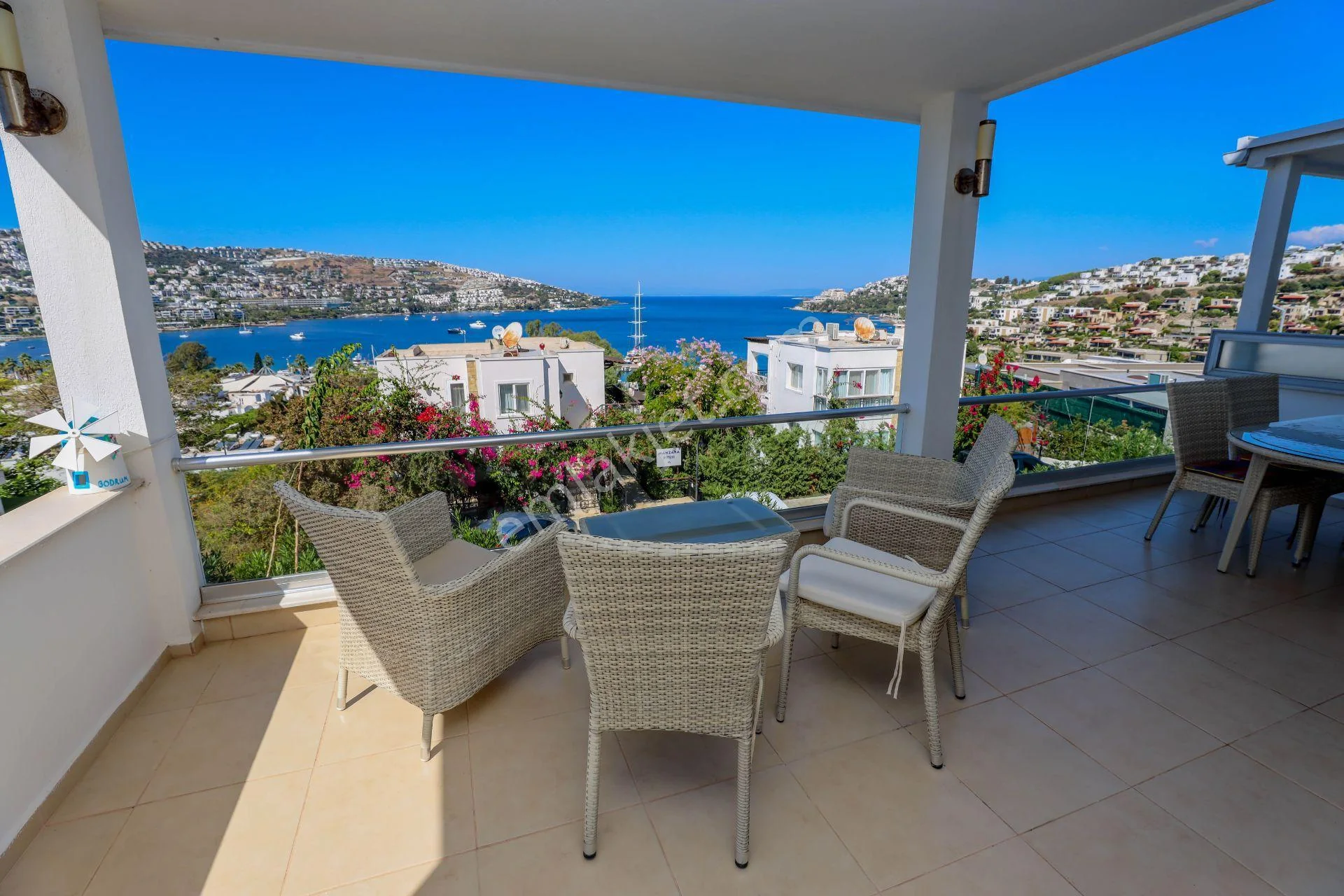 Renovated 4+2 Triplex with Sea View in Bodrum Gündoğan Center, photo 4