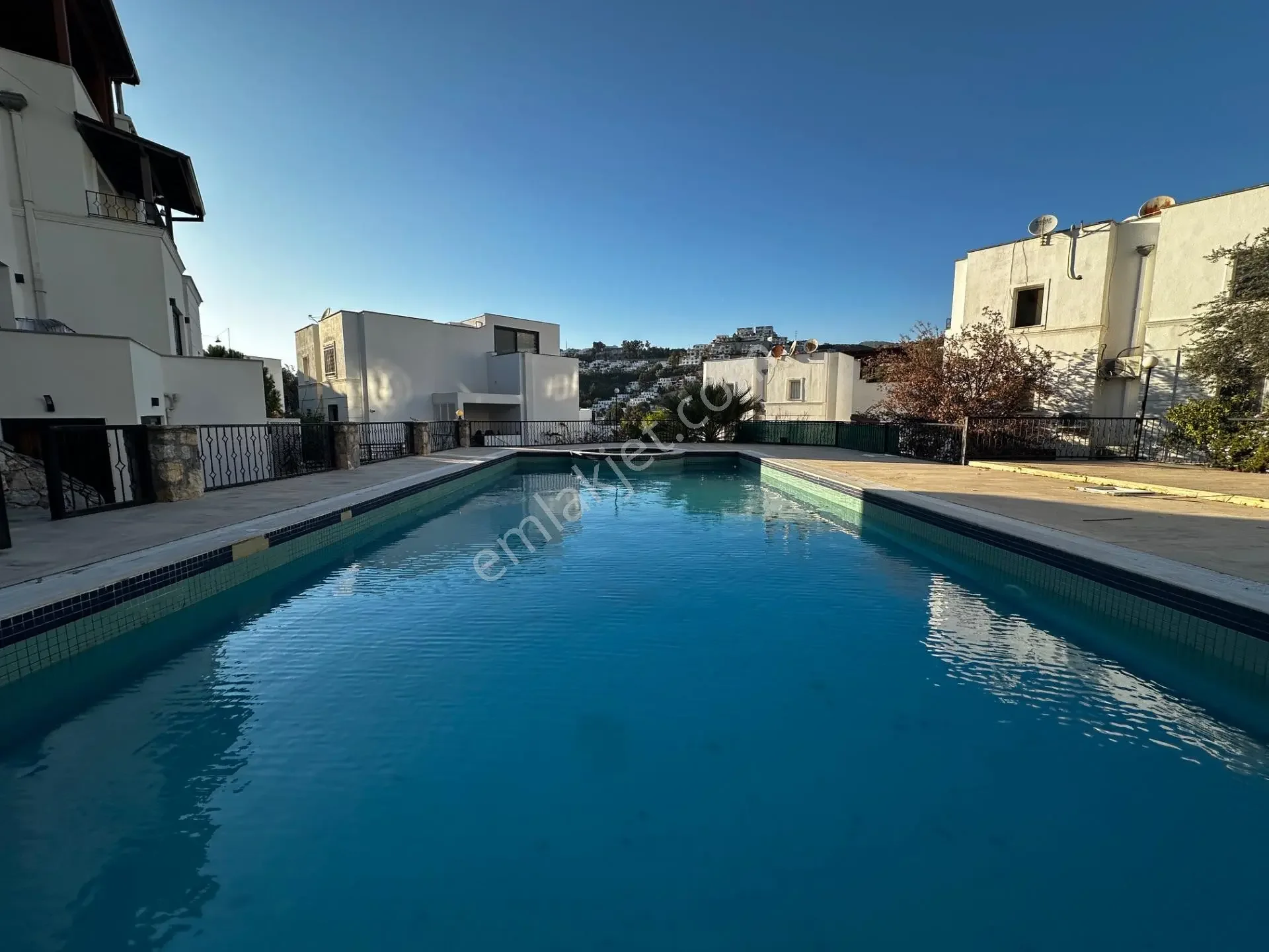 Duplex Apartment on Site with Pool Near Bodrum Oasis Mall, photo 1