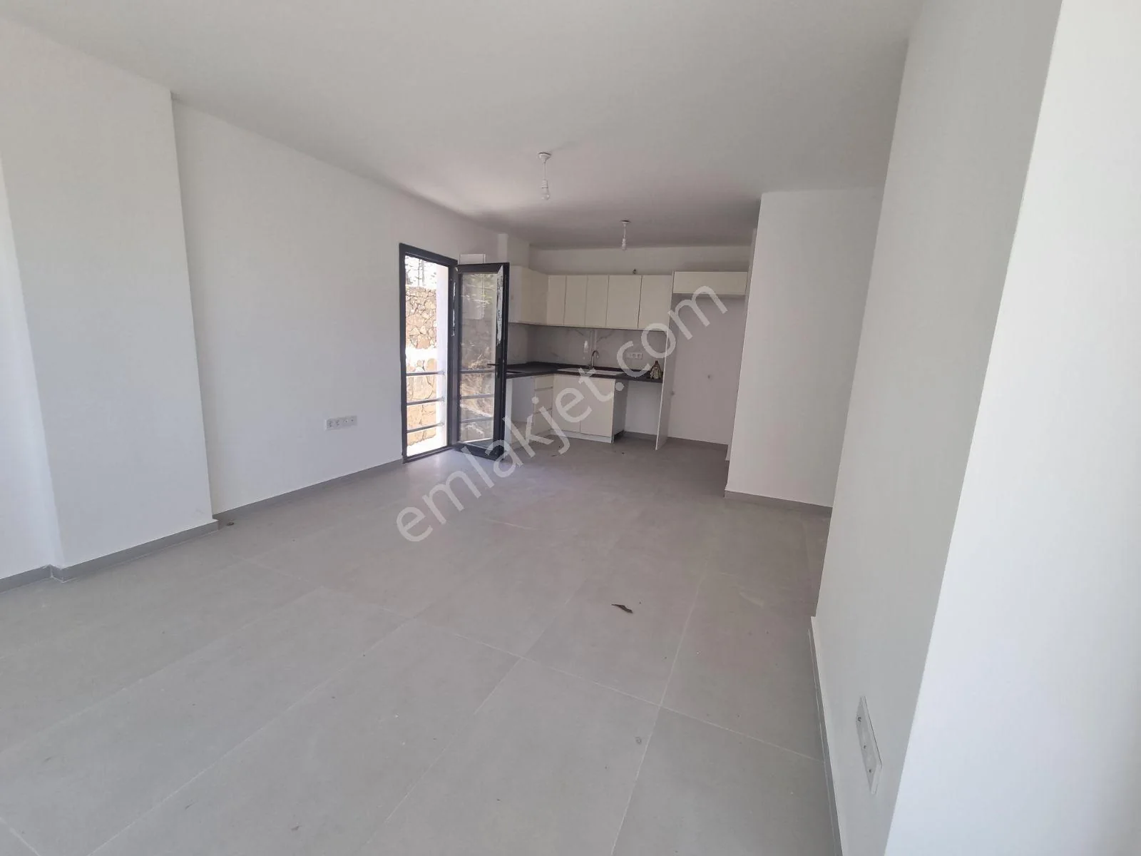3+1 Reverse Duplex for Sale in Bodrum Yaka Village | Independent Living, photo 1