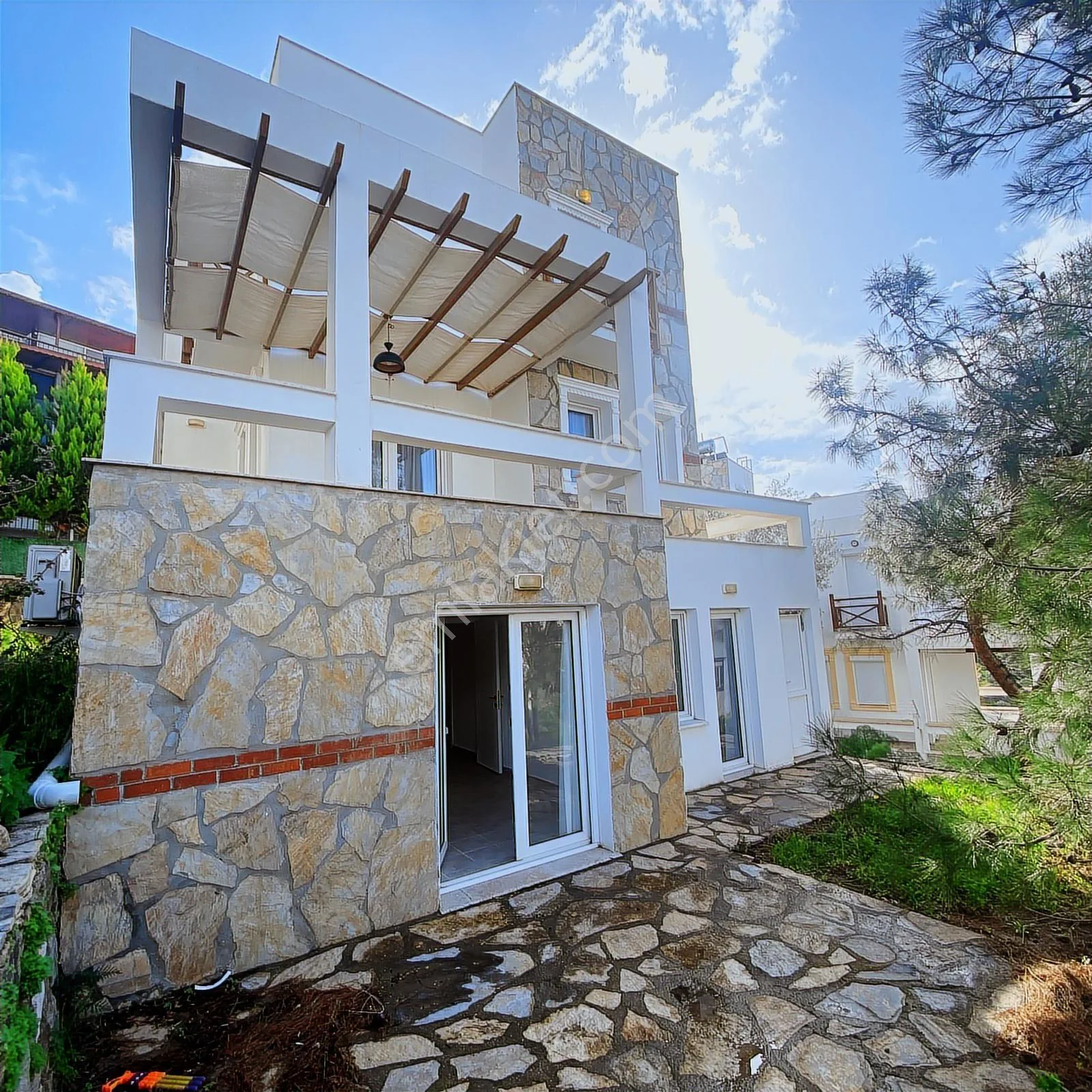 In Gündoğan, zu verkaufen, innerhalb des Komplexes, 6+1, möblierte Villa mit Garten, Terrasse, photo 4