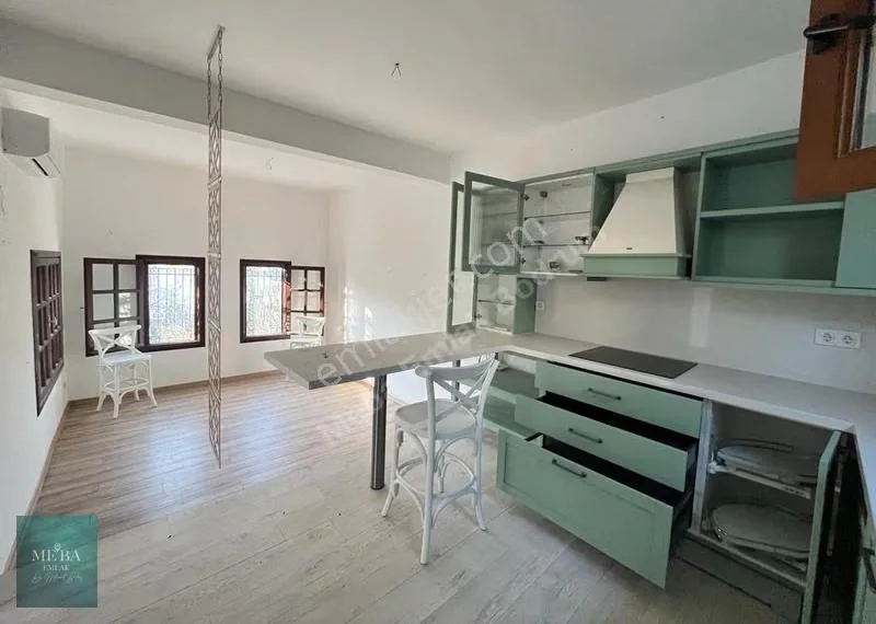 Eine Investition, die Sie sich nicht entgehen lassen sollten: 2+1 Einfamilienhaus mit Projekt auf einem Grundstück mit Privatstrand, photo 3