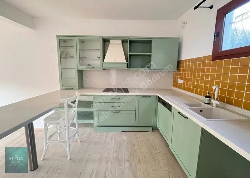 Eine Investition, die Sie sich nicht entgehen lassen sollten: 2+1 Einfamilienhaus mit Projekt auf einem Grundstück mit Privatstrand, photo 5