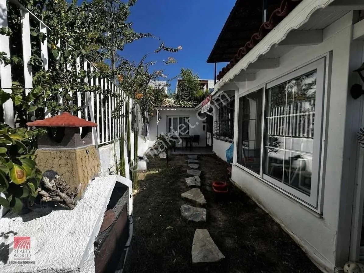 Garden Floor Adjacent to Voyage Hotel in Torbada, Like a Detached House, for Sale, photo 5