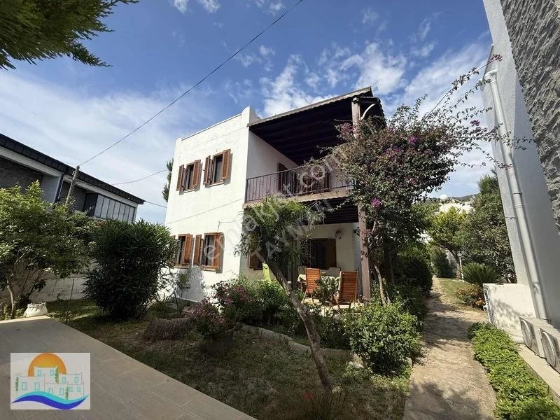 50m to the Sea, 2+1 Duplex Detached House in Gümüşlük Kadıkalesi, photo 1