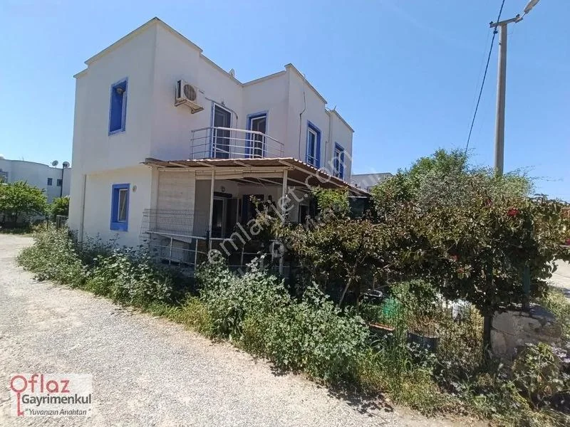 2.5+1 Detached Villa with Garden for Sale in Gumusluk Center, photo 1