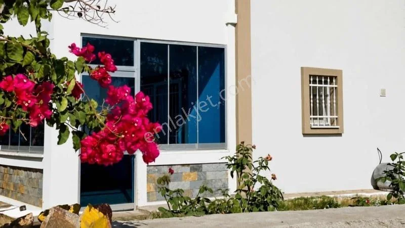 Opportunity Flat with Large Garden in Gümüşlük, photo 4