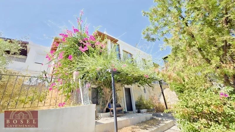 3+1 Fully Furnished Semi-Detached Villa with Sea View in Bodrum Asarlık, photo 1