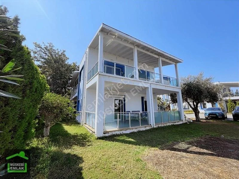 3+1 Lower and Upper Floor Flats for Sale in Bodrum Yahsi Beach, photo 1