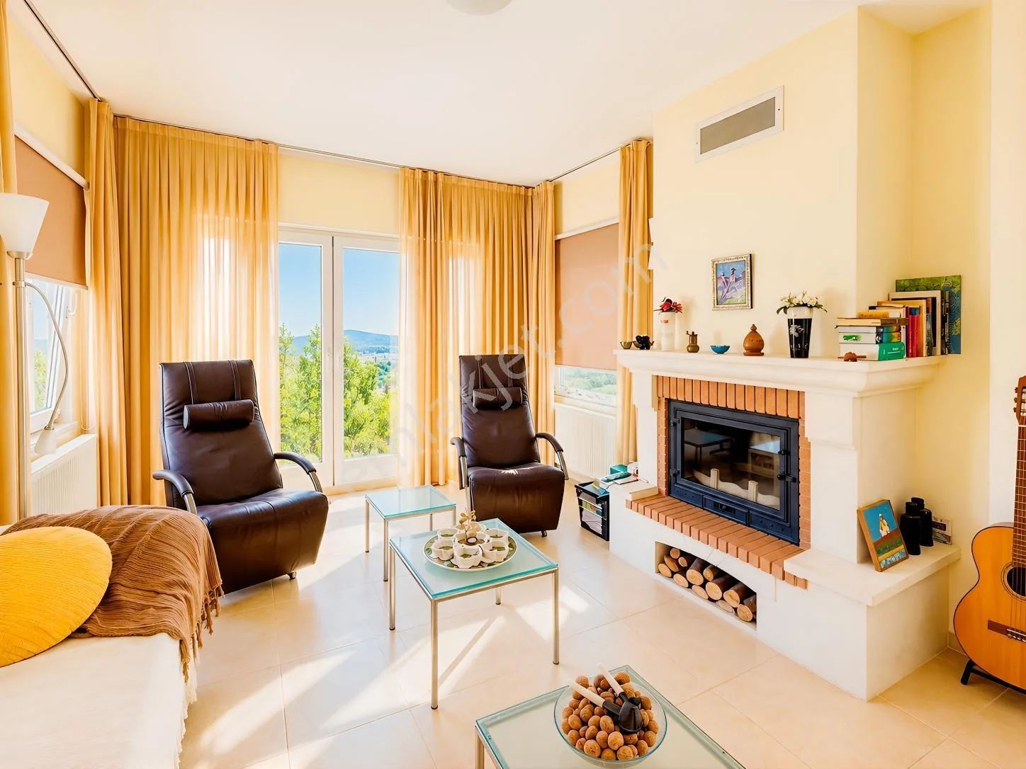 Triplex Well-Keeped House for Sale in Gumusluk Spacious Villa with Sea View, photo 3