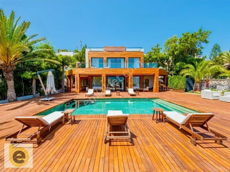 Luxury Villa for Sale with Delicious Views Close to the Sea in Türkbükü, photo 3