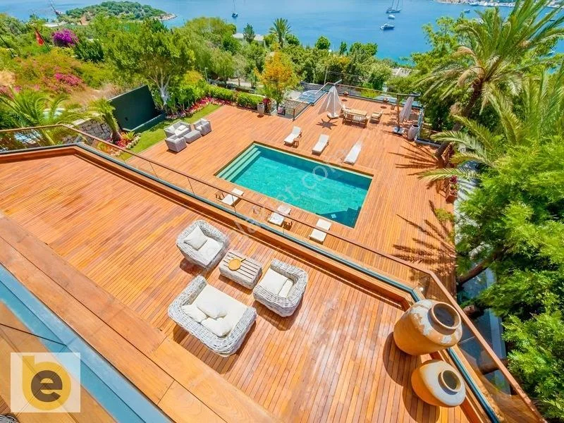 Luxury Villa for Sale with Delicious Views Close to the Sea in Türkbükü, photo 1