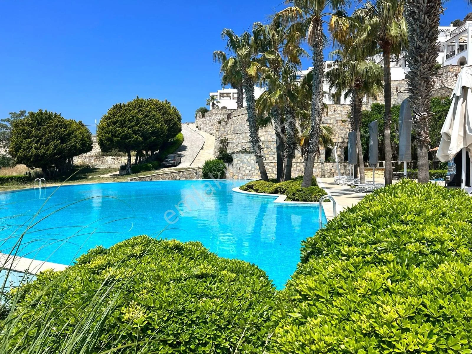 Yalıkavak Dirmilde Deniz Manzaralı Satılık İkiz Dubleks Villa, photo 1