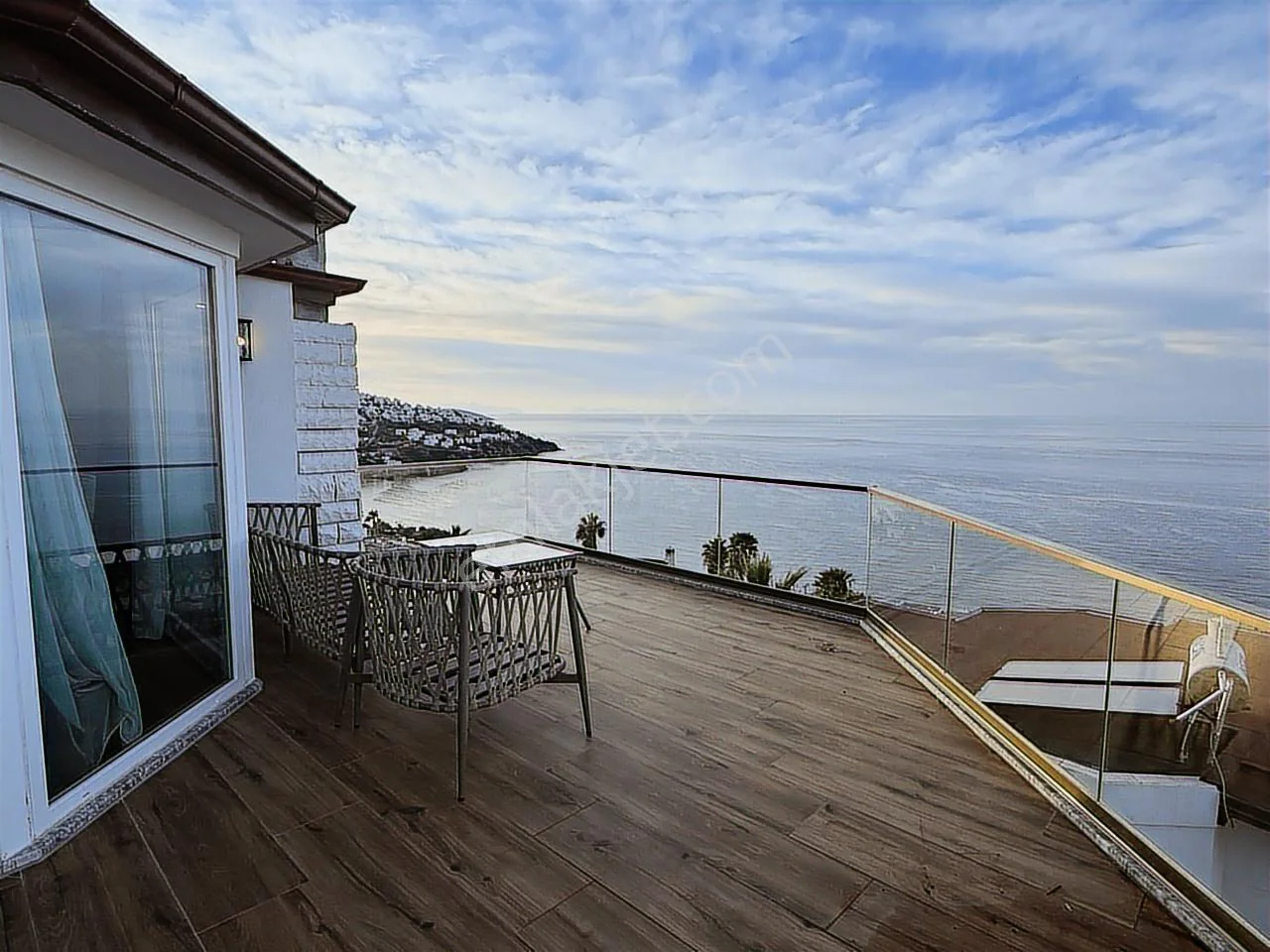Freistehende Villa mit Garten- und Meerblick von jeder Etage in Yalıkavak, photo 5