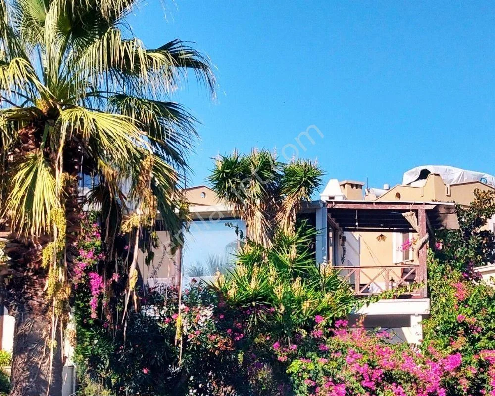 Yalıkavak Tilkicik’te Doğa Manzaralı, Plaja Yakın, Müştemilatlı Satılık Dubleks Ev, photo 1