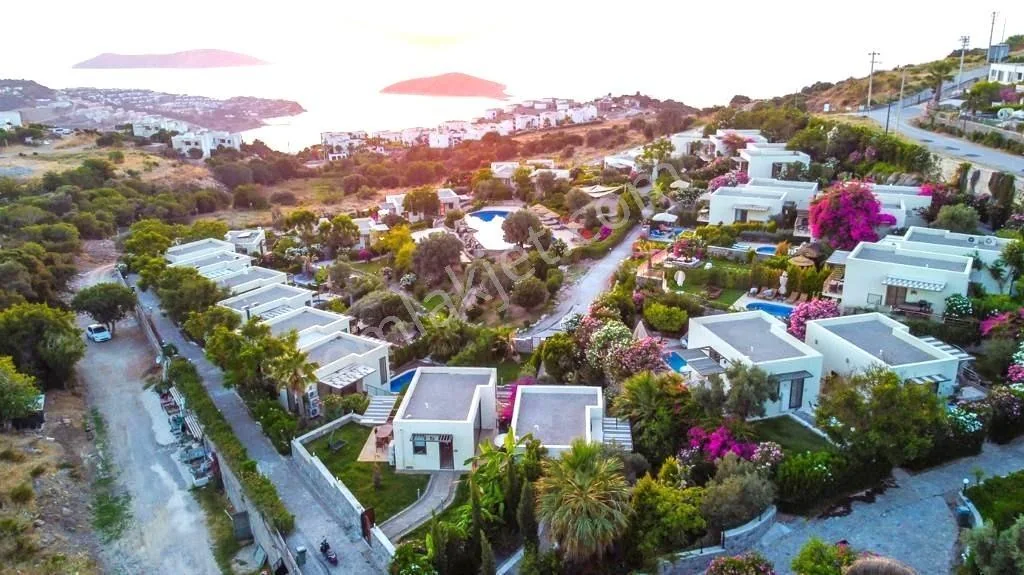 Villa for Sale in Yalıkavak with Sea View and Private Pool, photo 3