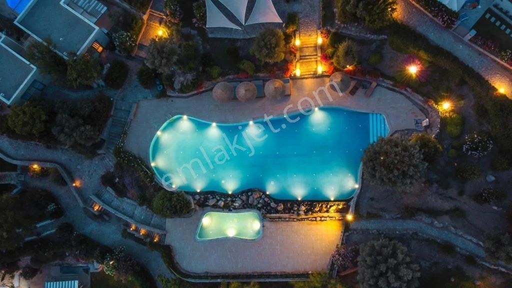 Villa for Sale in Yalıkavak with Sea View and Private Pool, photo 1